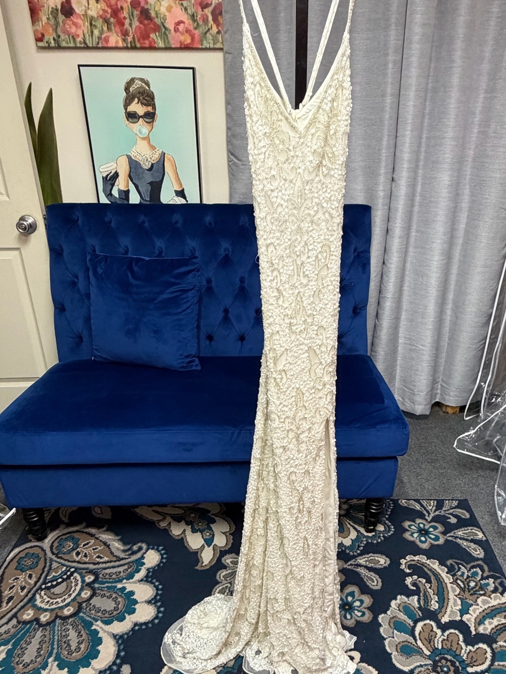 White Fully Sequined Wedding/Formal Dress – Size 8